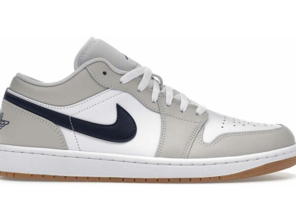 Jordan 1 Low Midnight Navy Neutral Grey - 553558-146 - Acquista su ResellPiacenza