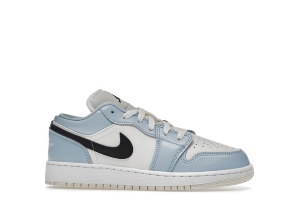 Jordan 1 Low Ice Blue Black (GS) - 554723-401-gallery-1 - Acquista su ResellPiacenza