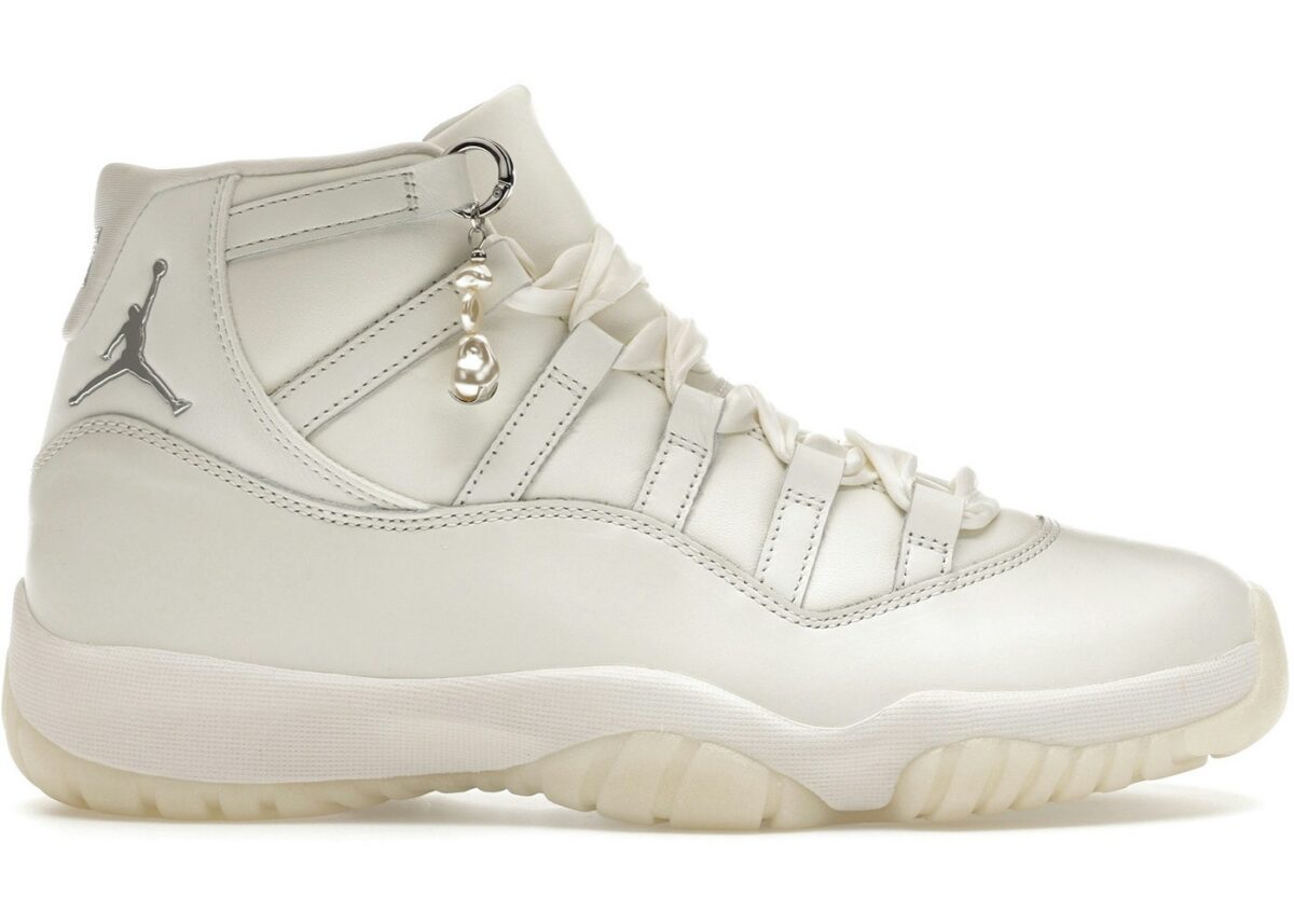 AR0715-110.jpg Jordan 11 Retro Pearl (Women's) - AR0715-110 - Acquista su ResellPiacenza