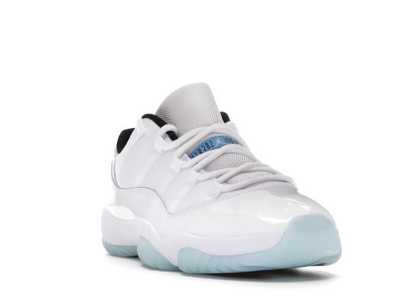 Jordan 11 Retro Low Legend Blue - AV2187-117-gallery-2 - Acquista su ResellPiacenza