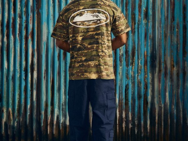 Corteiz Island Puff Print Tee Digi Camo - CRTZ-IPP-TEE-DIGI - Acquista su ResellPiacenza