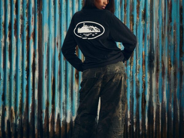 Corteiz Island Print LS Tee Black - CRTZ-ISLAND-PRINT-LS-BLK - Acquista su ResellPiacenza