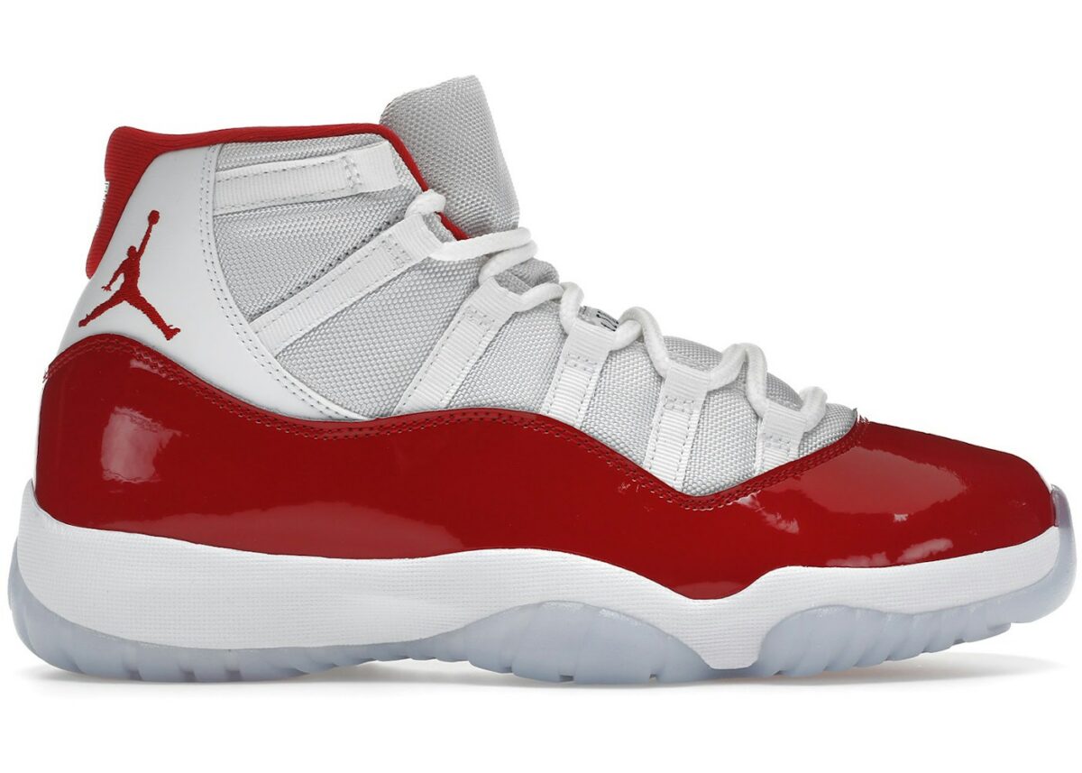 Jordan 11 Retro Cherry (2022) - CT8012-116 - Acquista su ResellPiacenza