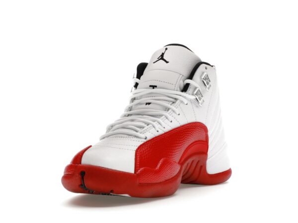 Jordan 12 Retro Cherry (2023) - CT8013-116-gallery-2 - Acquista su ResellPiacenza