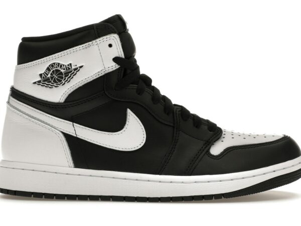 Jordan 1 Retro High OG Black White - DZ5485-010 - Acquista su ResellPiacenza