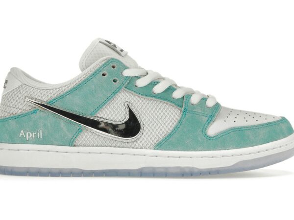 Nike SB Dunk Low April Skateboards - FD2562-400 - Acquista su ResellPiacenza