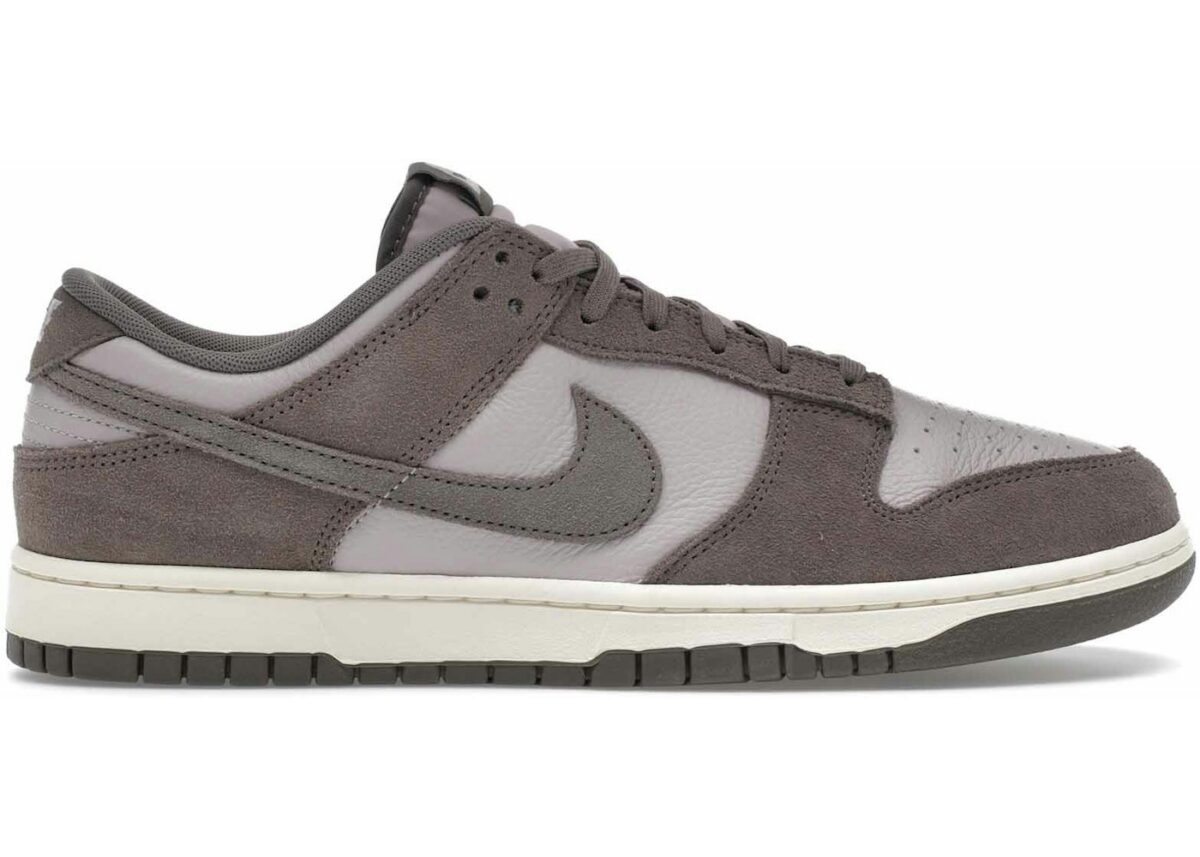 Nike Dunk Low SE Platinum Violet Cave Stone - FQ8249-001 - Acquista su ResellPiacenza