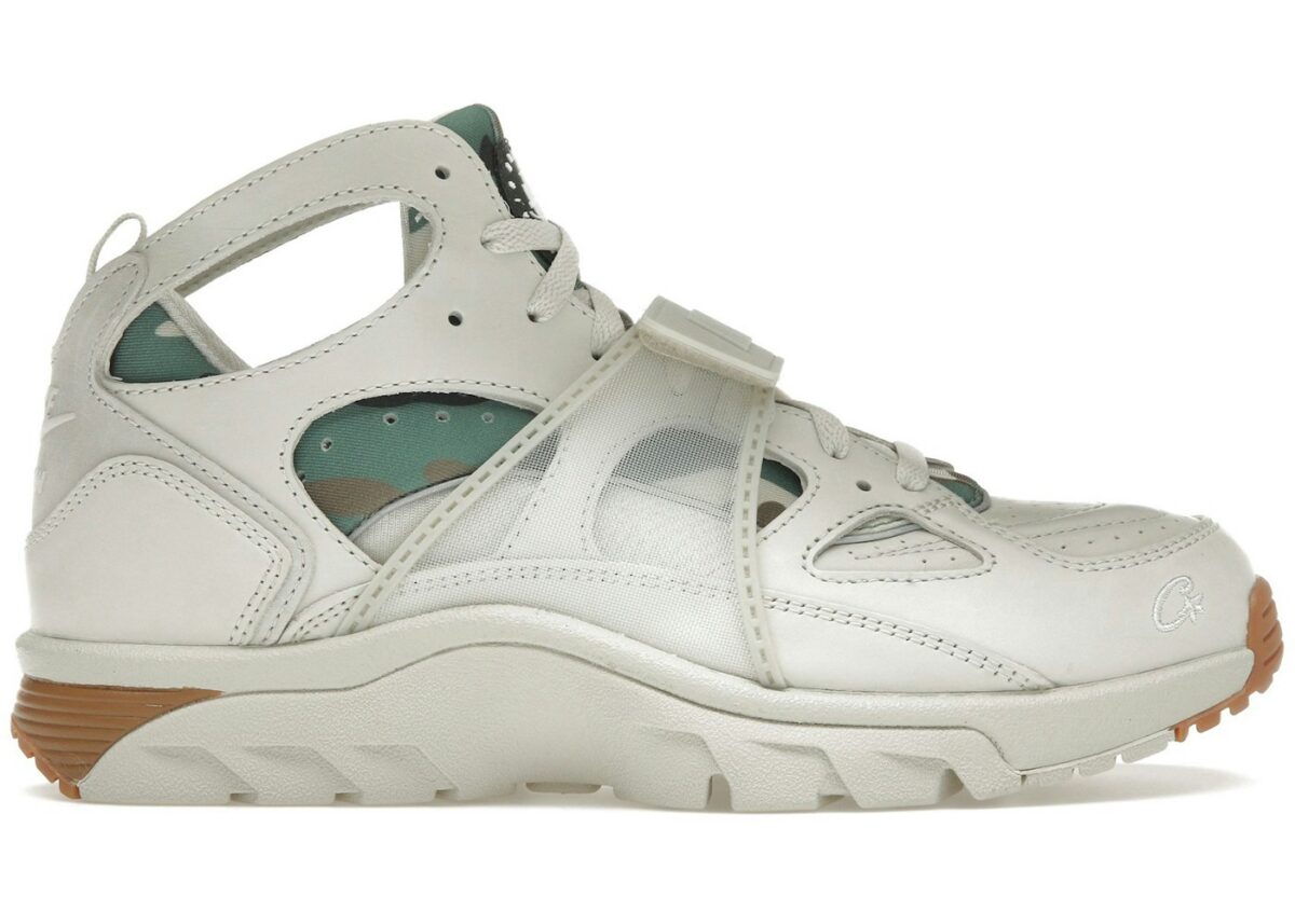 FQ8793-002.jpg Nike Air Trainer Huarache Corteiz Light Bone - FQ8793-002 - Acquista su ResellPiacenza