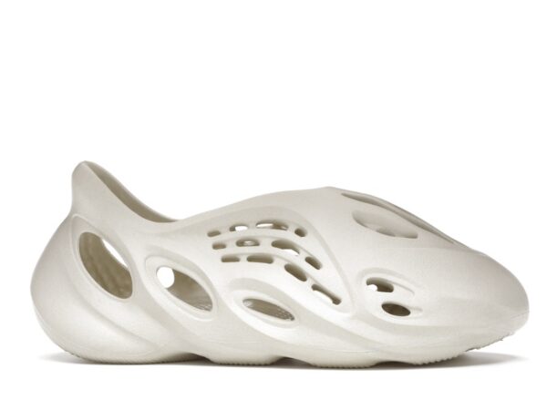 adidas Yeezy Foam RNNR Sand - FY4567-gallery-1 - Acquista su ResellPiacenza