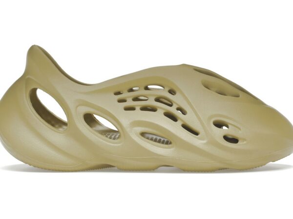 adidas Yeezy Foam RNNR Sulfur - GV6775 - Acquista su ResellPiacenza