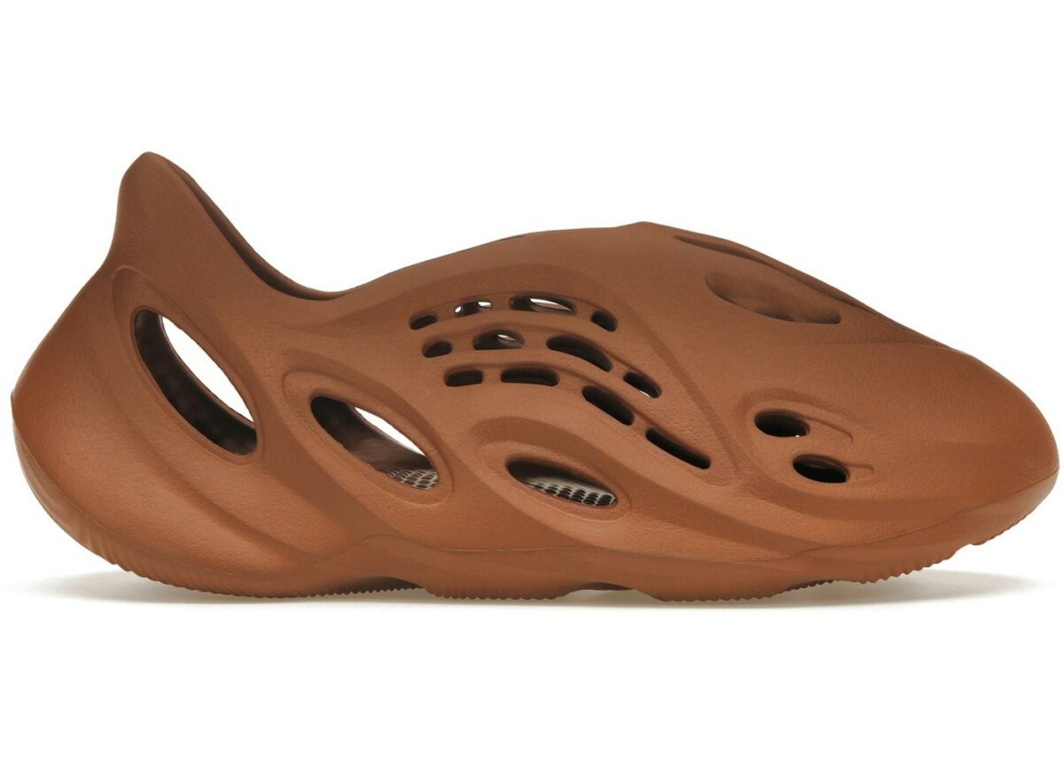 HP5335.jpg adidas Yeezy Foam RNR Clay Red - HP5335 - Acquista su ResellPiacenza