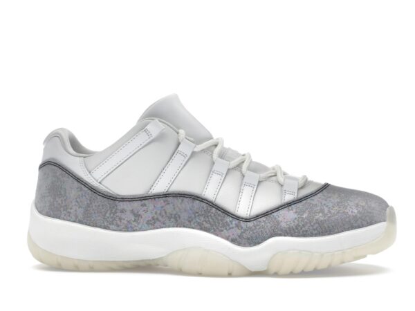 Jordan 11 Retro Low Year of the Snake - HQ7000-001-gallery-1 - Acquista su ResellPiacenza