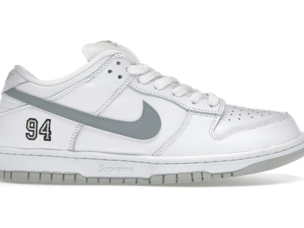 Nike SB Dunk Low Supreme 94 White Metallic Silver - HQ8487-100 - Acquista su ResellPiacenza
