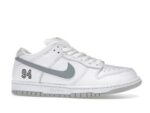 Nike SB Dunk Low Supreme 94 White Metallic Silver - HQ8487-100-gallery-1 - Acquista su ResellPiacenza