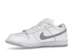 Nike SB Dunk Low Supreme 94 White Metallic Silver - HQ8487-100-gallery-4 - Acquista su ResellPiacenza