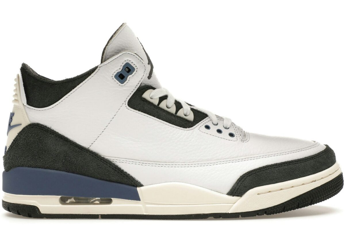 Jordan 3 Retro OG SP A Ma Maniére Diffused Blue Diffused Blue - HV8571-100 - Acquista su ResellPiacenza