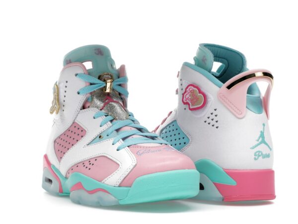 Jordan 6 Retro Doernbecher Jillian (Women's) - IB6059-920-gallery-2 - Acquista su ResellPiacenza