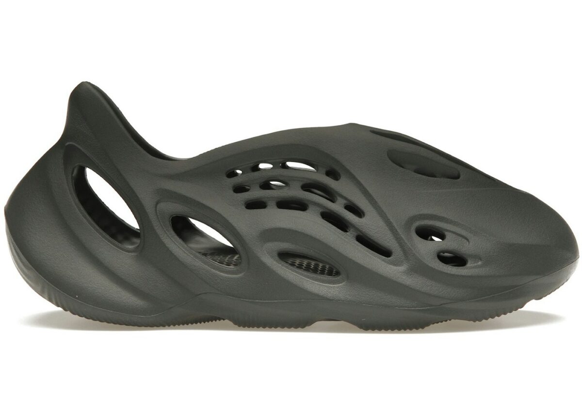 adidas Yeezy Foam RNR Carbon - IG5349 - Acquista su ResellPiacenza