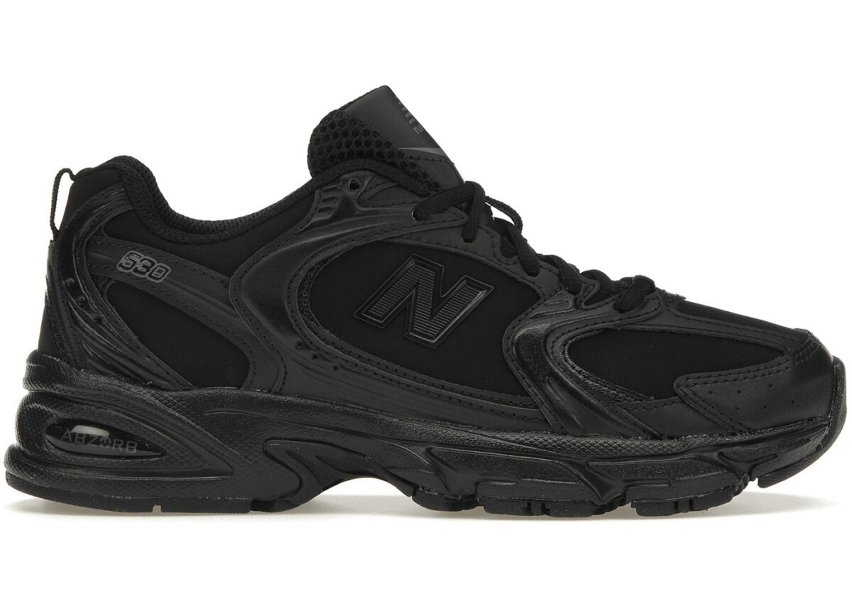 New Balance 530 Triple Black Leather - MR530NB - Acquista su ResellPiacenza