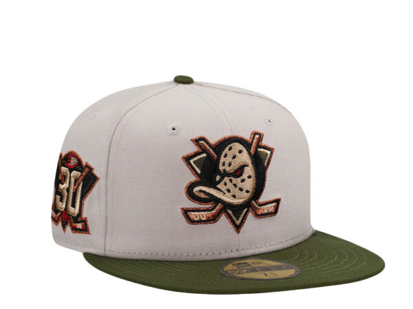 New Era® Anaheim Ducks 30th Anniversary Stone Rifle Two Tone Edition 59Fifty Fitted Cap - NE-EXC-NES7508-712-123 - Acquista su ResellPiacenza