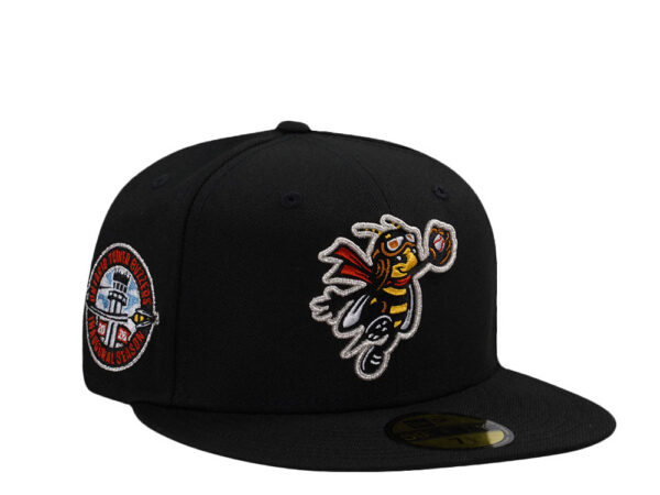 New Era® Ontario Tower Buzzers Inaugural Season 2026 Black Edition 59Fifty Fitted Cap - NE-EXC-NES9873-718-048 - Acquista su ResellPiacenza