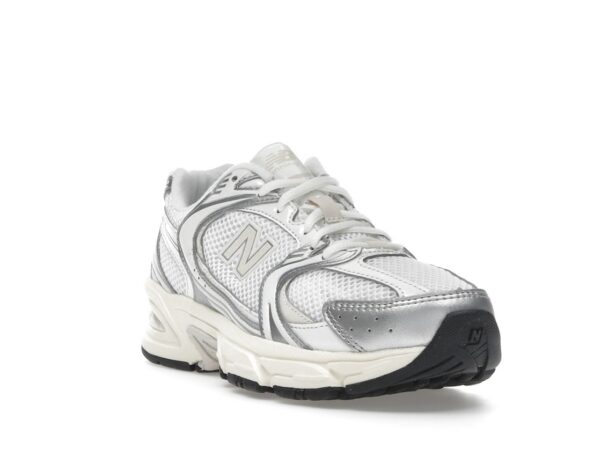 New Balance 530 Silver Metallic Linen - U530ESB-gallery-2 - Acquista su ResellPiacenza