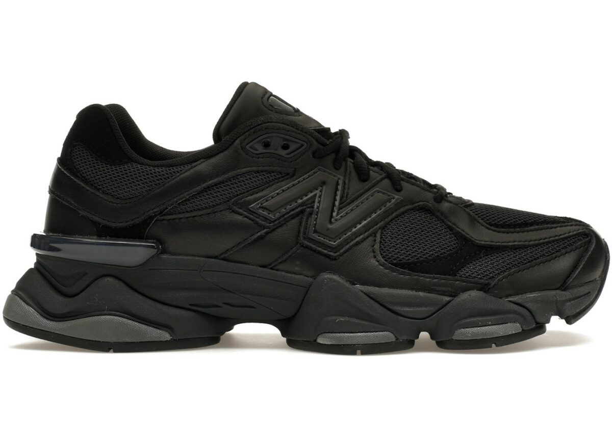 U9060NRI.jpg New Balance 9060 Triple Black Leather - U9060NRI - Acquista su ResellPiacenza