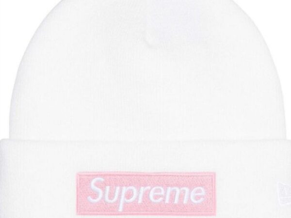 New Era® Box Logo Beanie (FW25, White)