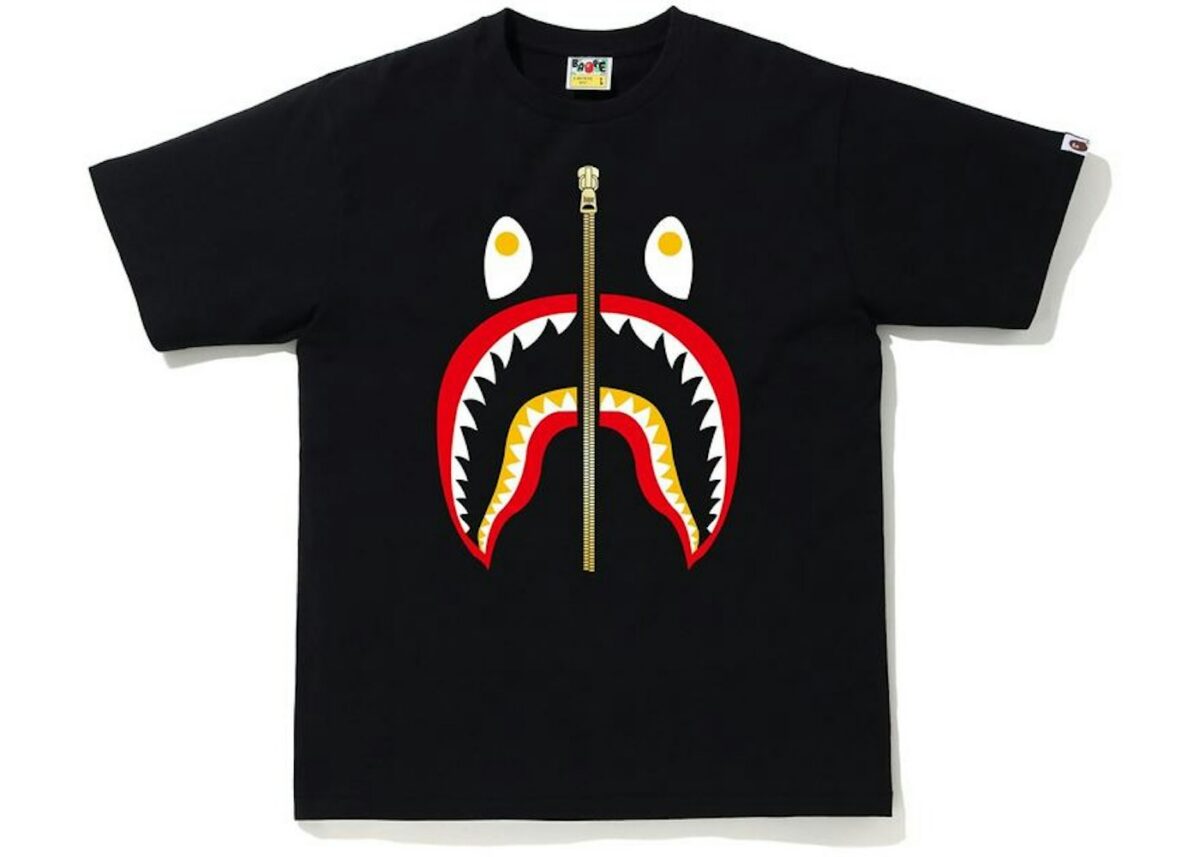 BAPE Colors Shark T-Shirt Black/Red - bape-colors-shark-t-shirt-black-red - Acquista su ResellPiacenza