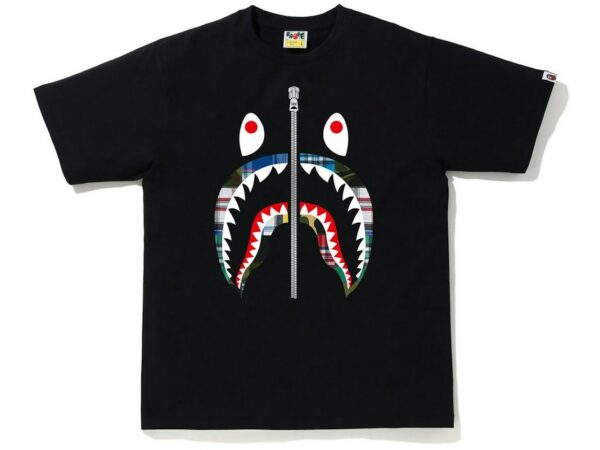 BAPE Patchwork Shark T-Shirt Black - bape-patchwork-shark-t-shirt-black - Acquista su ResellPiacenza