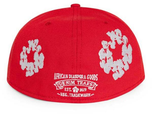 Denim Tears New Era Cotton Wreath 59/50 Cap Red - denim-tears-new-era-cotton-wreath-59-50-cap-red-gallery-1 - Acquista su ResellPiacenza