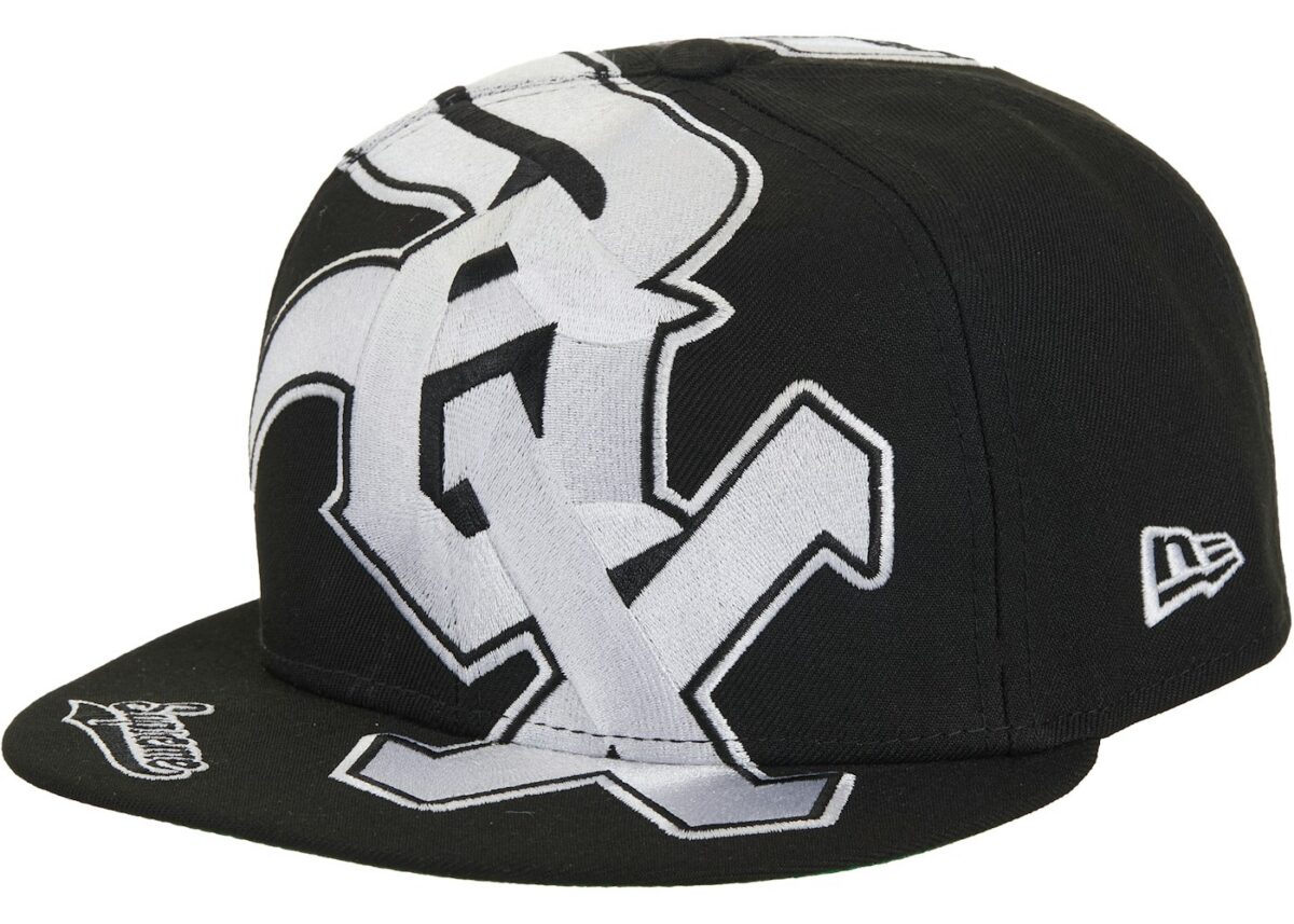 supreme-chicago-white-sox-adjustable-new-era-cap-black.jpg Supreme Chicago White Sox Adjustable New Era Cap Black - supreme-chicago-white-sox-adjustable-new-era-cap-black - Acquista su ResellPiacenza