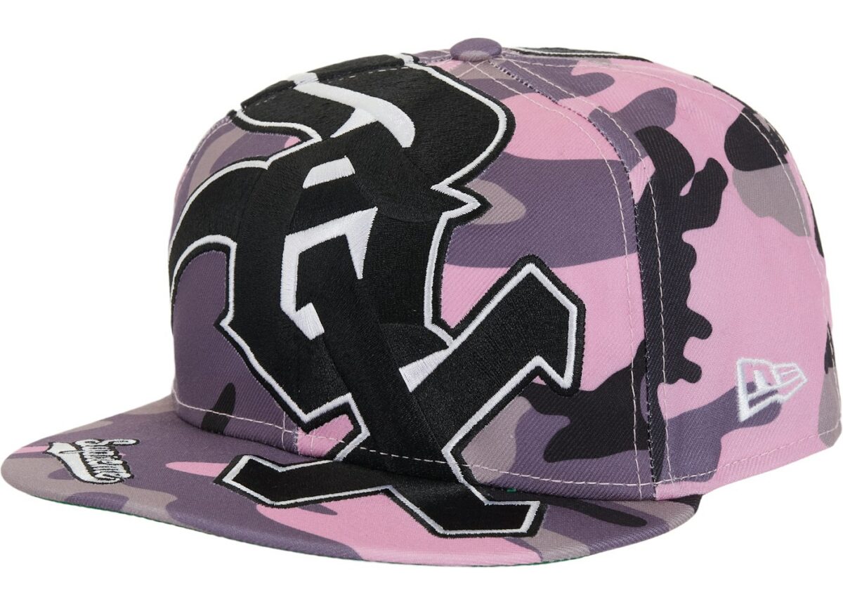 supreme-chicago-white-sox-adjustable-new-era-cap-pink-camo.jpg Supreme Chicago White Sox Adjustable New Era Cap Pink Camo - supreme-chicago-white-sox-adjustable-new-era-cap-pink-camo - Acquista su ResellPiacenza
