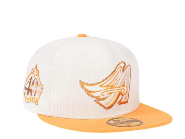 New Era® Anaheim Angels 40th Season Cream Corduroy Two Tone Edition 59Fifty Fitted Cap - NE-EXC-NES3185-714-152 - Acquista su ResellPiacenza