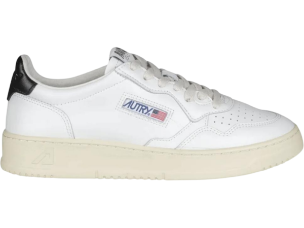 Autry Medalist Leather Low White Black Tab (Women's)