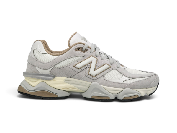 New Balance 9060 Driftwood/Sea Salt