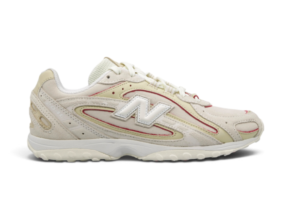 New Balance 204L Sea Salt Bone Pink Eraser